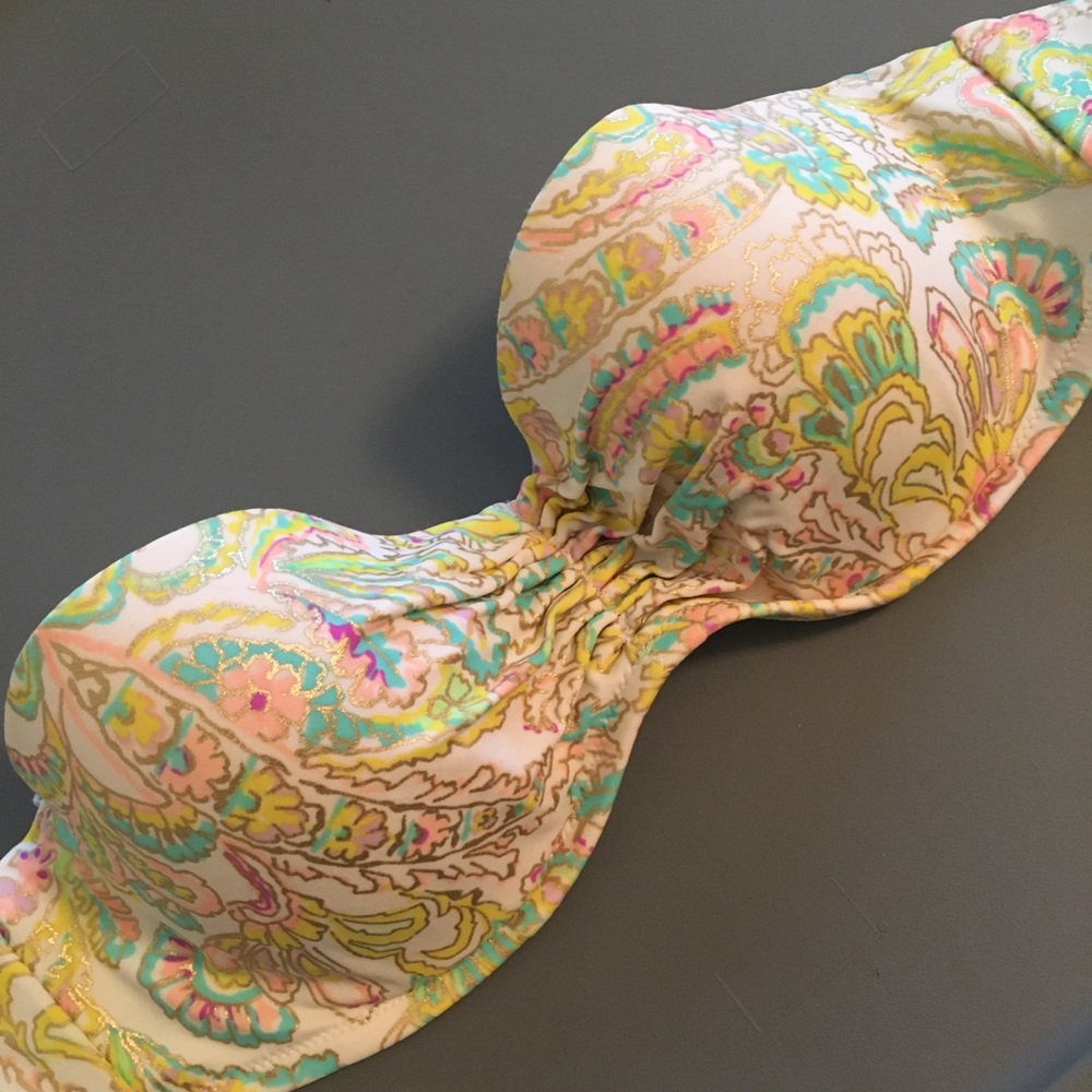 Bathing suit top